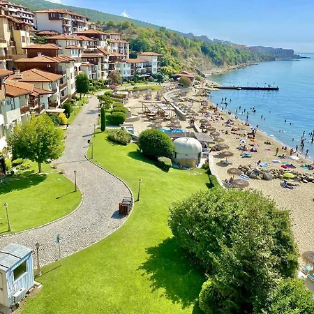 Sea Front View - Dolce 2 *