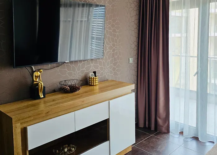 Sea Front View - Dolce 2 *